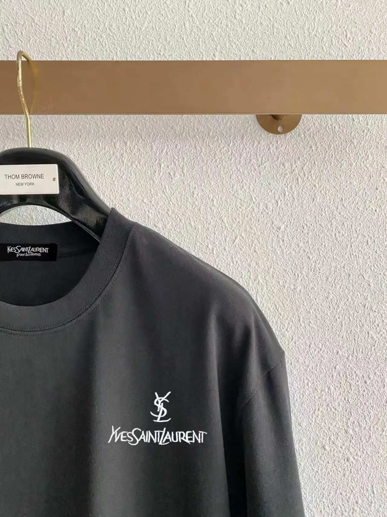Ysl/ * New Arrival ， ， ， ， T Same Style。 :Black White Blue Gray Size:S（90-130 ） M（125-140 ） L（135-160 ） XL（160-180 ） XXL（180-210 ）